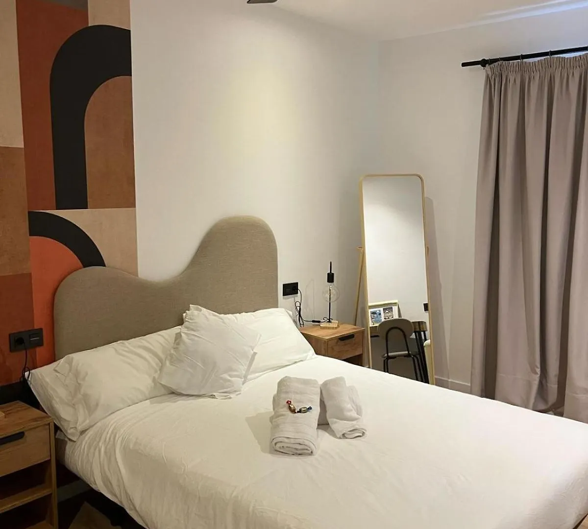 סן סבסטיאן Kaixo Rooms 0*, סן סבסטיאן